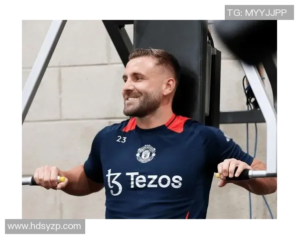 曼联“看不懂”图赫尔！卢克·肖落选名单，红魔球迷集体“抓瞎”