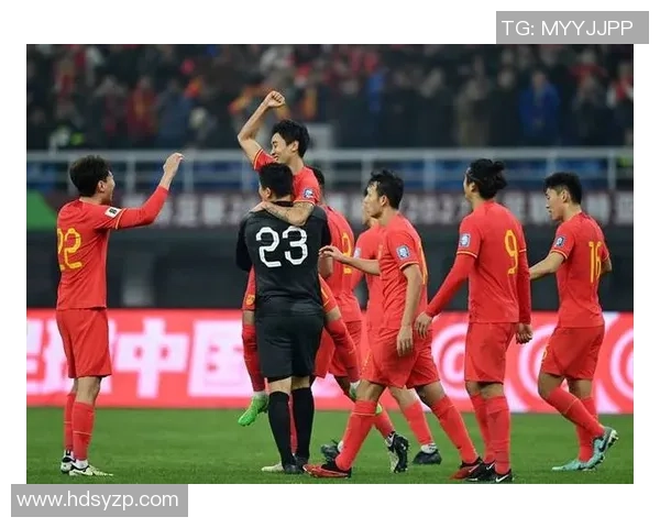 跨越山海的燃情瞬间：这群留洋小将集体“拜年”，不仅是祝福，更是中国足球的希望微光